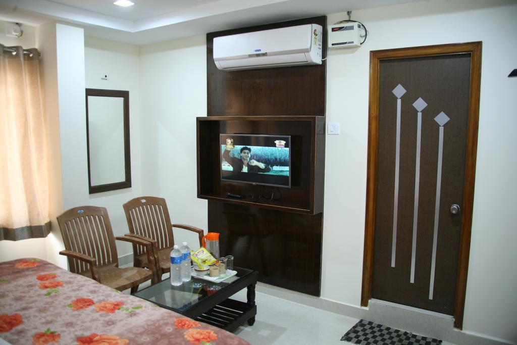 Kvp Inn Tirupati Exterior foto